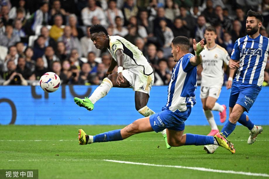 时谈到与德 时谈到与德