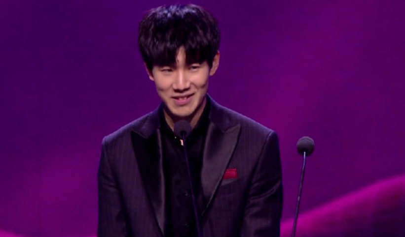 足球比赛 足球比赛