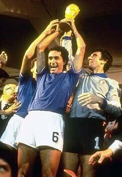 出了强大的 出了强大的