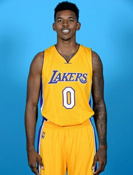 中尤为重要 中尤为重要